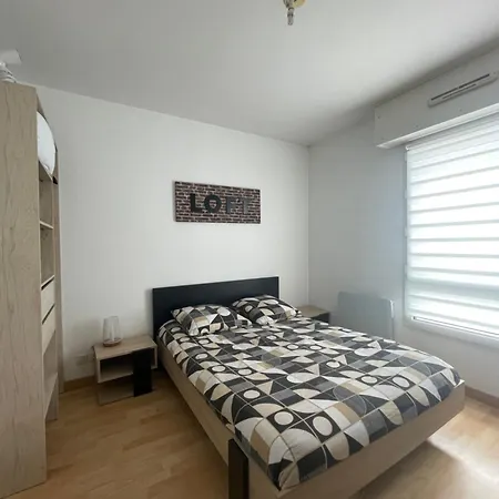 Appartement Cosy + Balcon Vannes Exterior photo