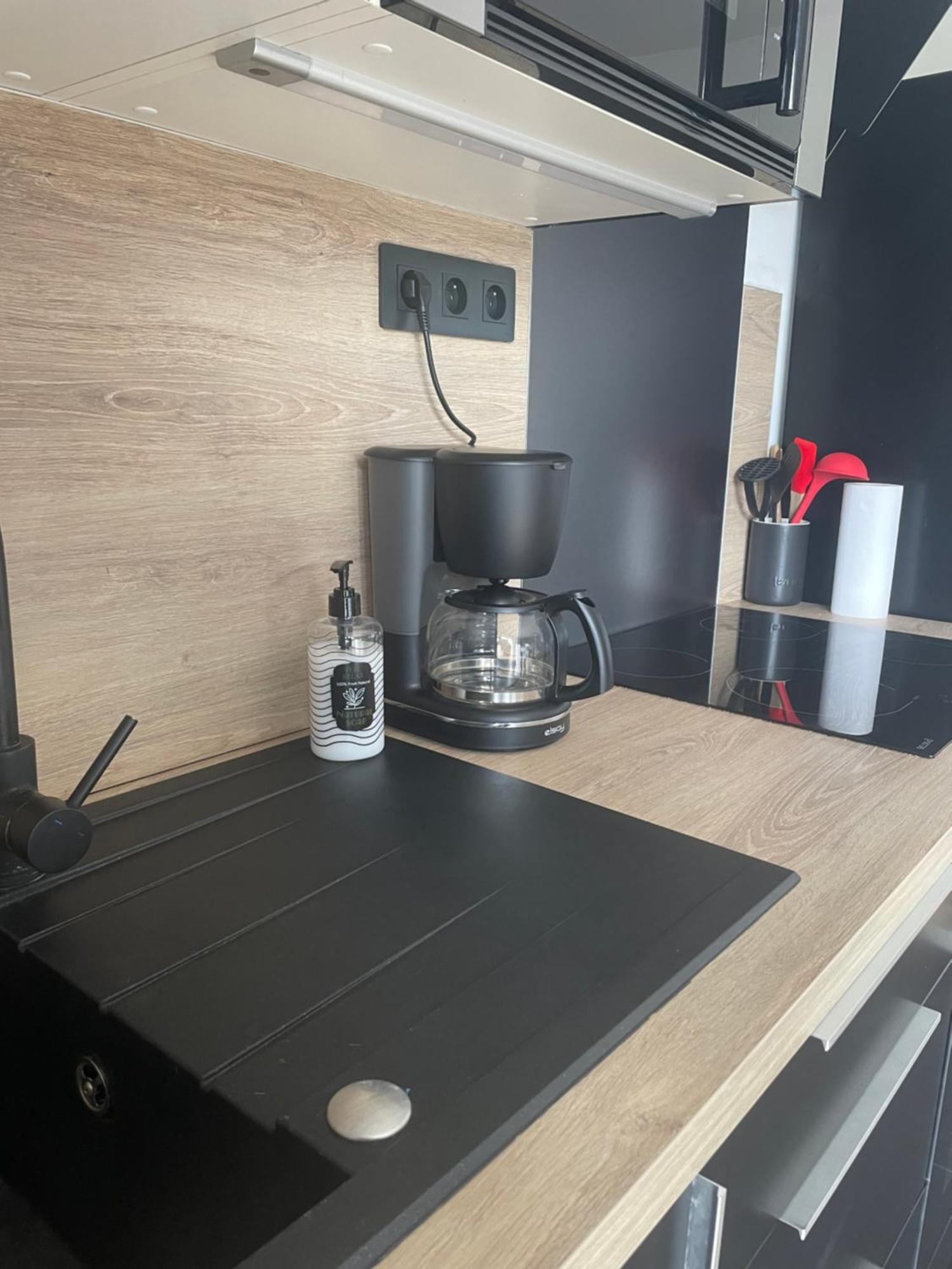 Cosy + Balcon Apartment Vannes